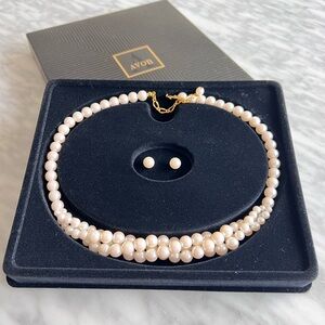 Vintage Avon Cream Pearl Necklace with Gold-Tone Clasp and Studs